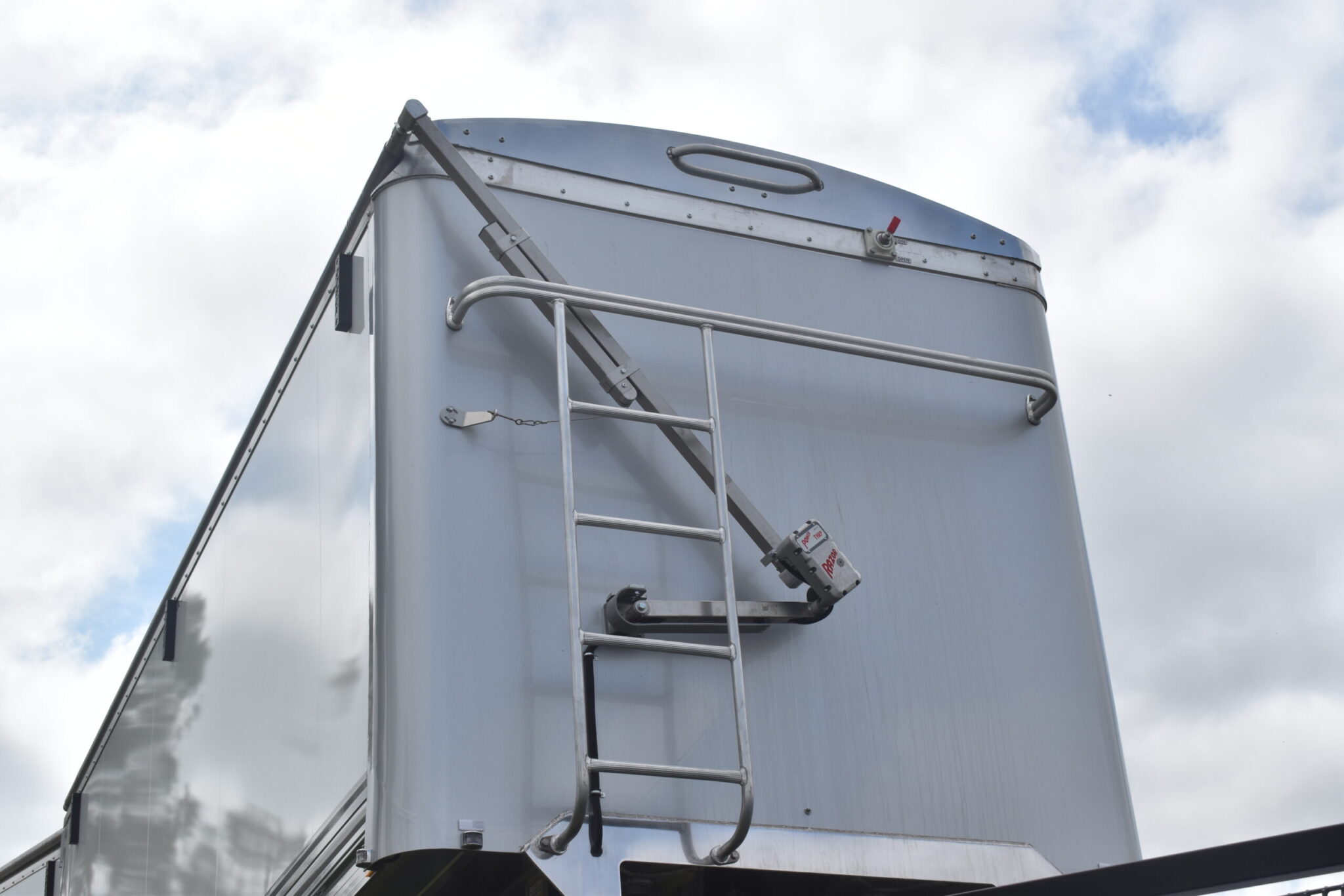 Razor Rollover Tarp System - Razor International