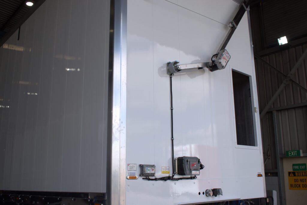 Razor DII & RII Rollover Tarp System Razor International